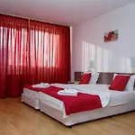 Aparthotel Mountain Paradise Next To Sunrise Bansko