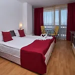 Mountain Paradise Next To Sunrise Aparthotel Bansko