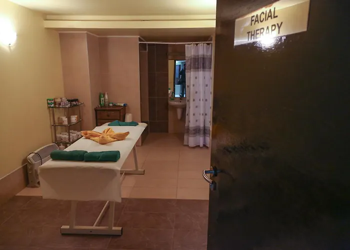 Mountain Paradise Next To Sunrise Бансько