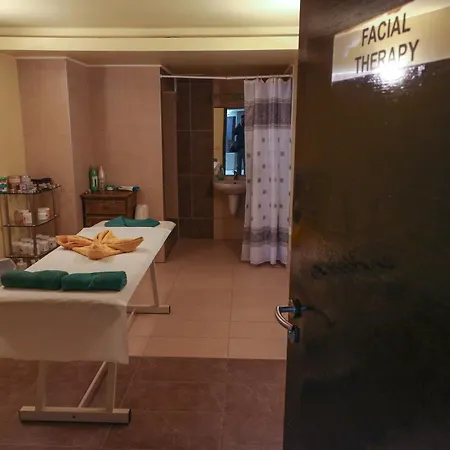 Mountain Paradise Next To Sunrise Μπάνσκο